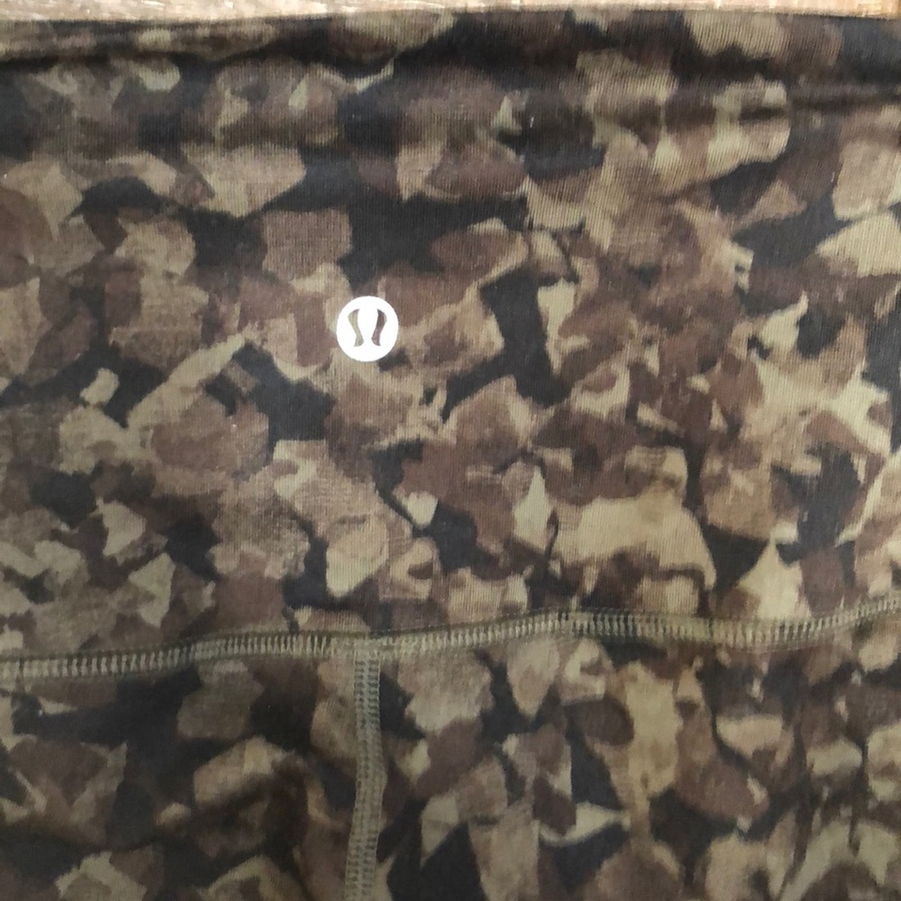 Lululemon Wunder Under Crop Ii Roll Down - image 3